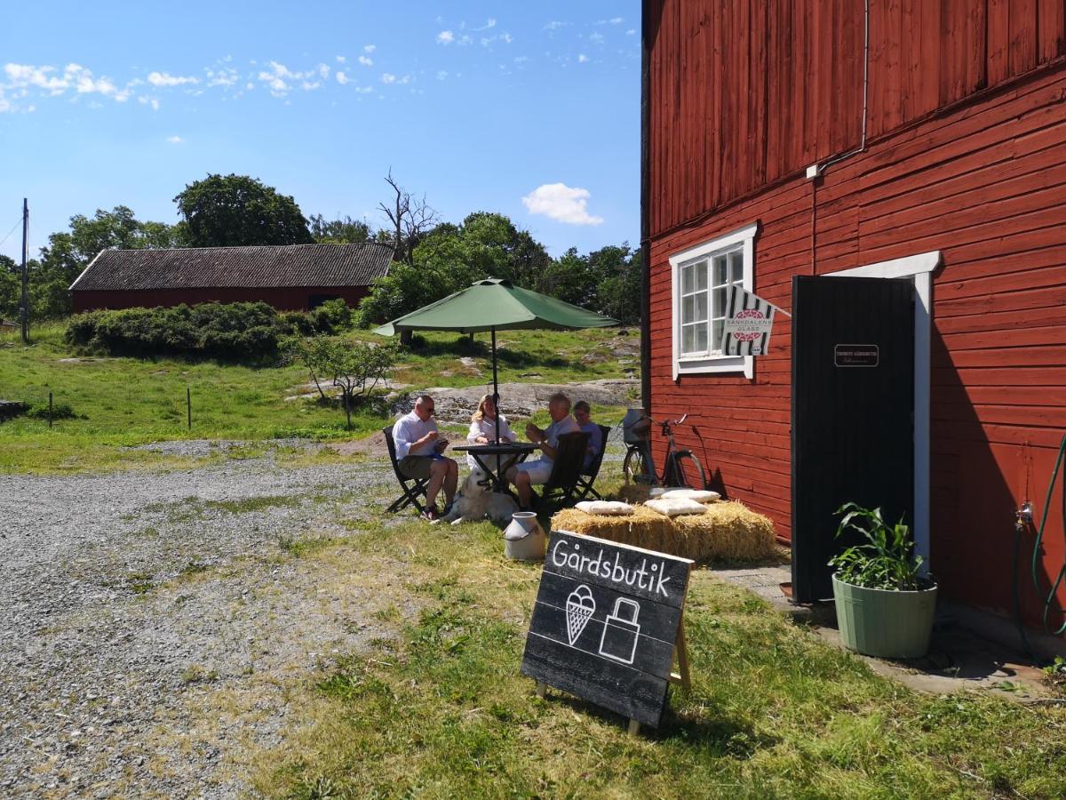 Smedjan Cottage Enköping Exterior foto